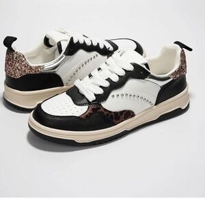 New Sz 8.5 Womens Robbin Anastasia Leopard Print Casual Sneakers Shoes Fast Ship
